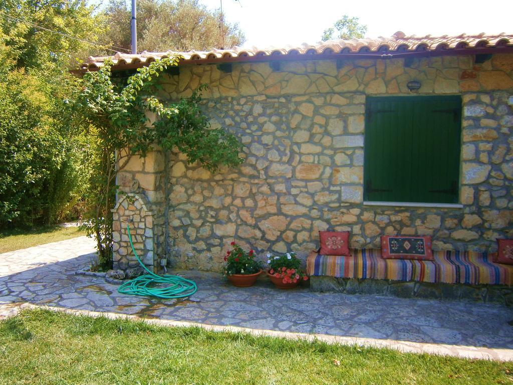 Villa Frias Asprogerakata Room photo