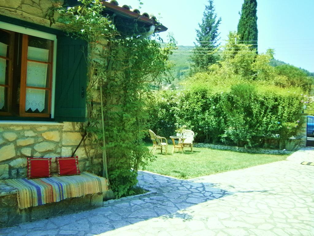 Villa Frias Asprogerakata Room photo