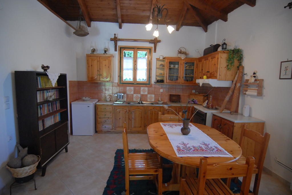 Villa Frias Asprogerakata Room photo